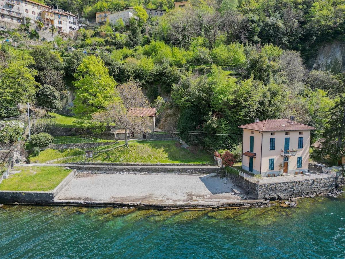 Deriva Apartment On Careno'S Beach By Rent All Como Nesso Eksteriør billede
